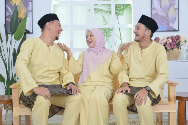 Raya Family Portraits
